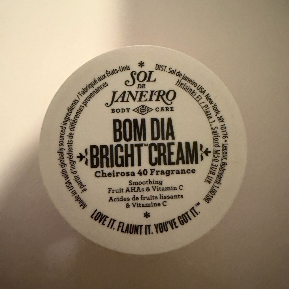 Sol de Janeiro Red Bom Dia Bright Cream | 0.84 oz ✨